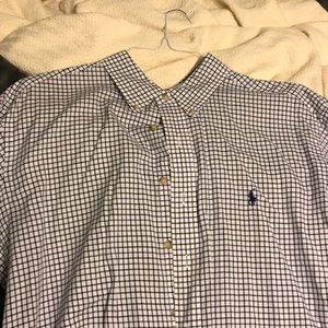Classic Fit Long Sleeve Button Down shirt